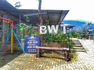 top 7+ cafe di prigen dengan pemandangan cantik, asik buat kumpul
