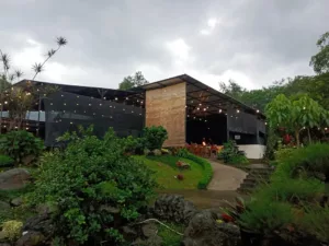 top 7+ cafe di prigen dengan pemandangan cantik, asik buat kumpul