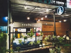 top 7+ cafe di surabaya timur yang unik, murah, dan enak