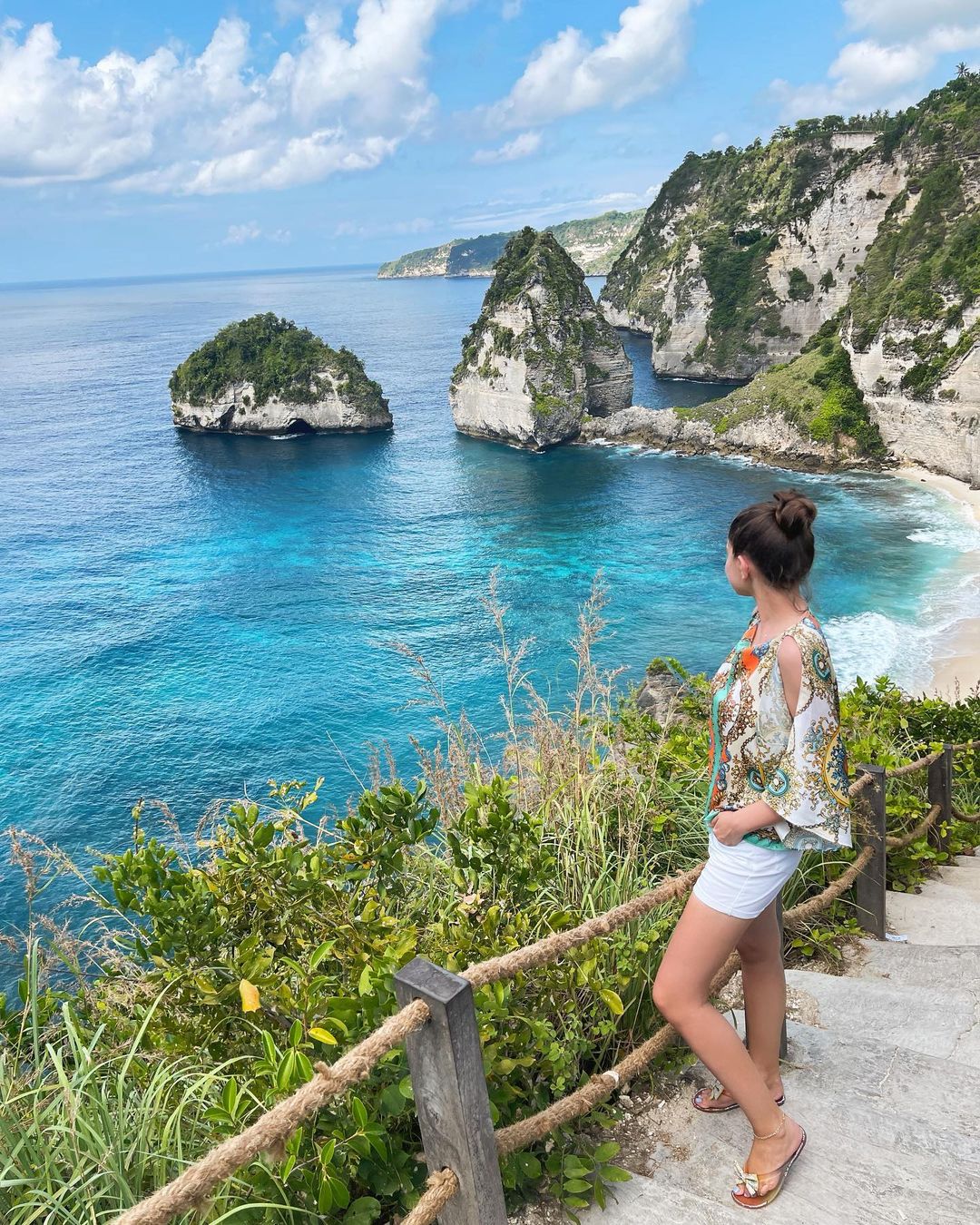 top 7+ pantai ikonik di nusa penida, serasa di surga