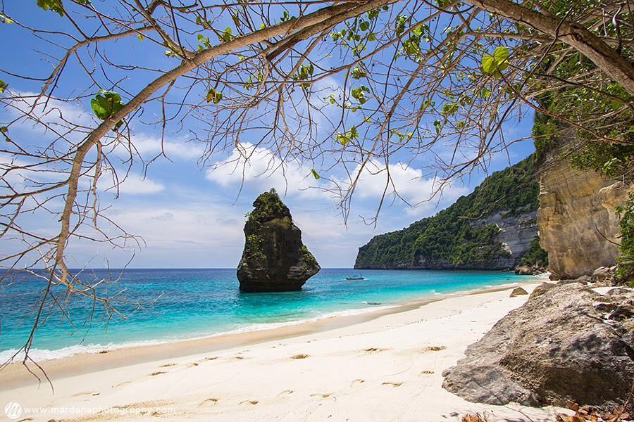 top 7+ pantai ikonik di nusa penida, serasa di surga