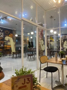 top 7+ pilihan cafe di anyer, enak buat nongkrong