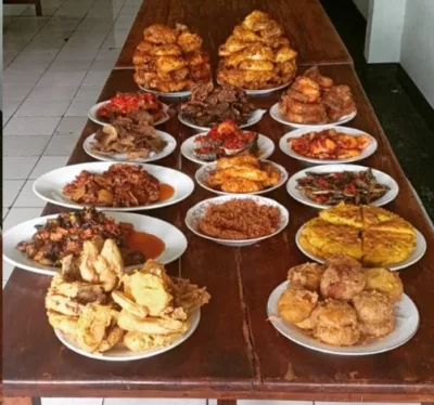 top 7+ restoran nasi padang jakarta selatan yang bumbunya medok