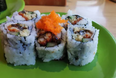top 7+ restoran sushi terbaik di bali, cita rasa otentik di pulau dewata