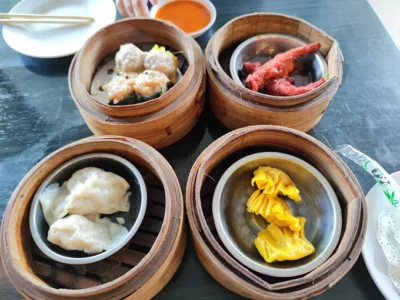 top 7+ tempat makan dimsum jakarta timur yang enak dan murah
