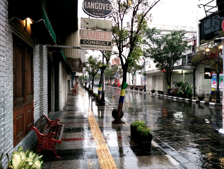 top 7+ tempat wisata bandung saat musim hujan ini cocok banget untuk nge-date!
