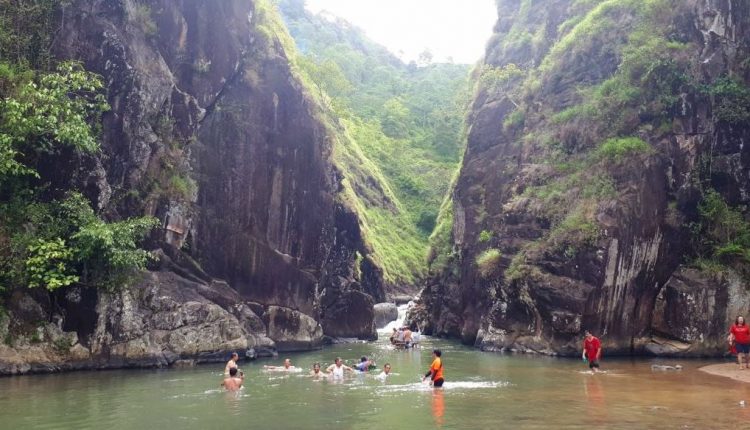top 7+ tempat wisata garut favorit 2021 yang tak boleh terlewatkan!