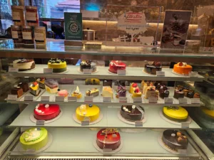 top 7+ toko kue di jakarta, destinasi wajib pecinta manis