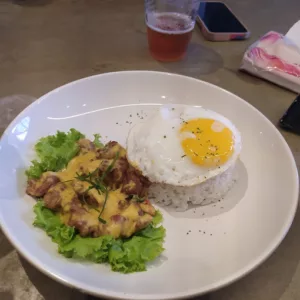 top 8+ cafe di senopati yang cocok buat naikin mood