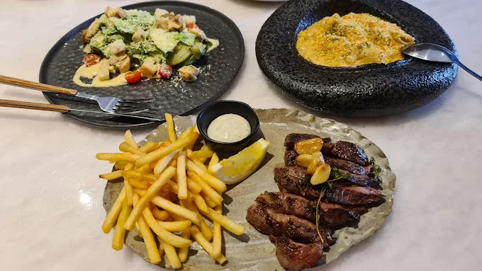 Top 8+ Cafe di Senopati yang Cocok Buat Naikin Mood