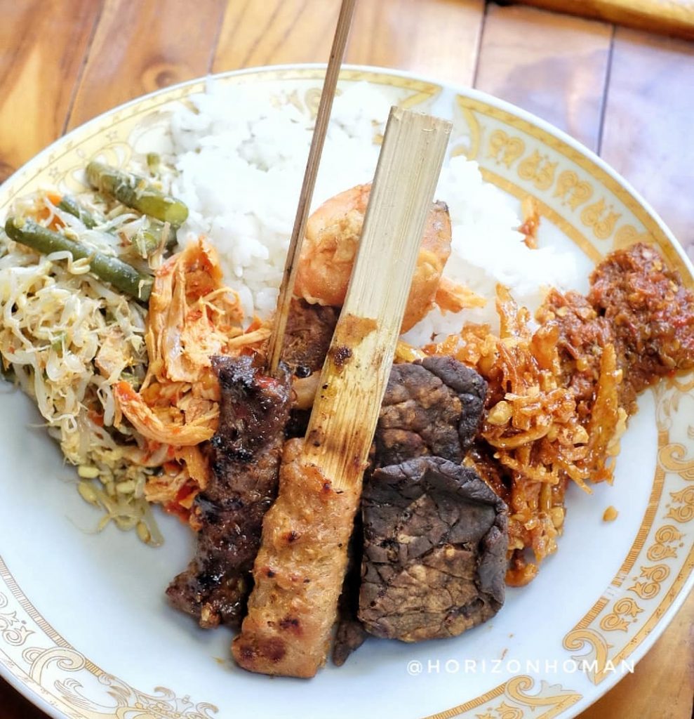 ayam bakar taliwang, bali, denpasar, gourmate sate house, kuta, nasi tekor, sanur, sop ikan warung mak ben, warung men wati, top 8+ wisata kuliner di bali yang ramai di kunjungi wisatawan