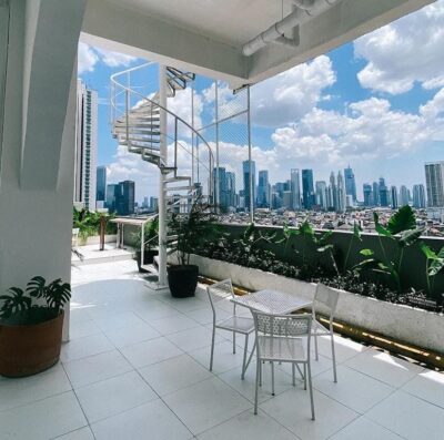top 9+ pilihan cafe rooftop di jakarta selatan buat me-time