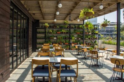 top 9+ pilihan cafe rooftop di jakarta selatan buat me-time