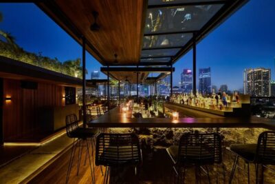 top 9+ pilihan cafe rooftop di jakarta selatan buat me-time