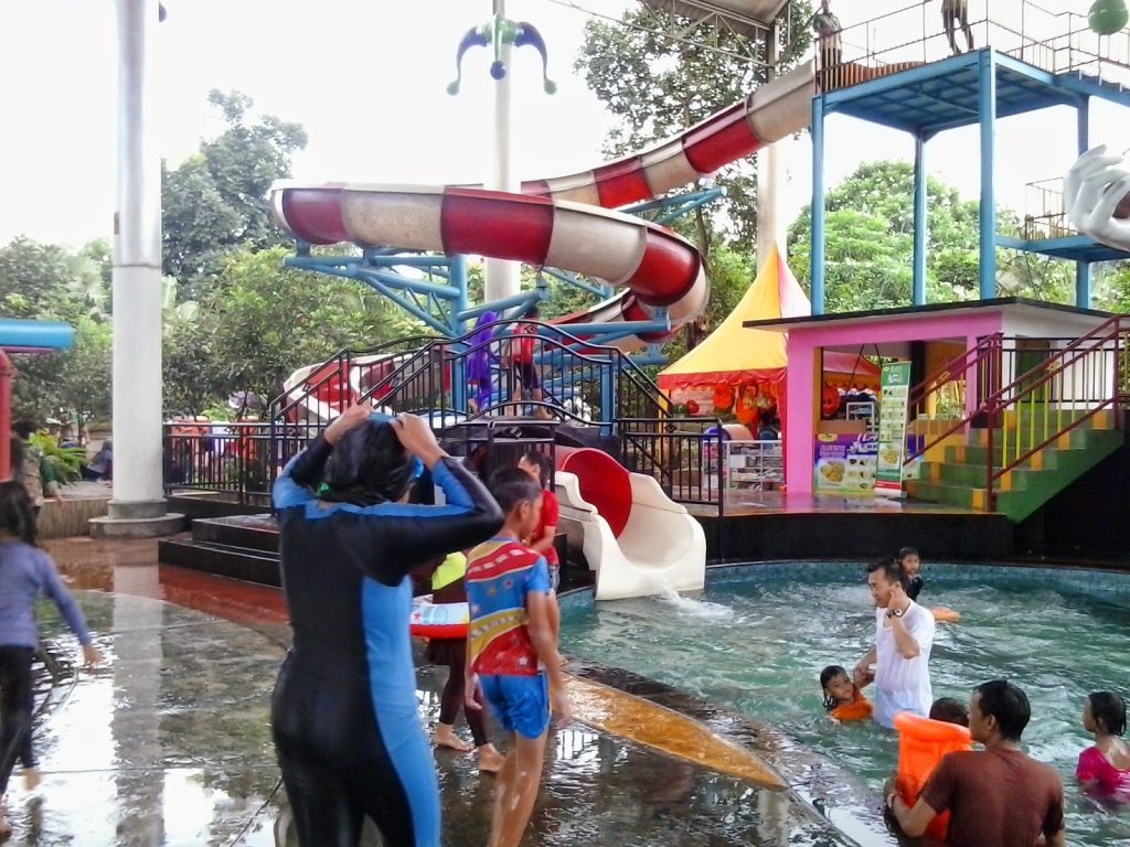 indraloka waterpark jakarta, jakarta, jakarta timur, wahana dan tiket masuk indraloka waterpark jakarta