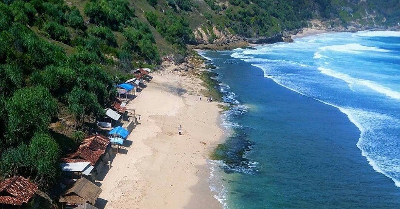 Yuk, Berwisata ke 8 Pantai yang Terdekat Sekitar Wilayah Solo!