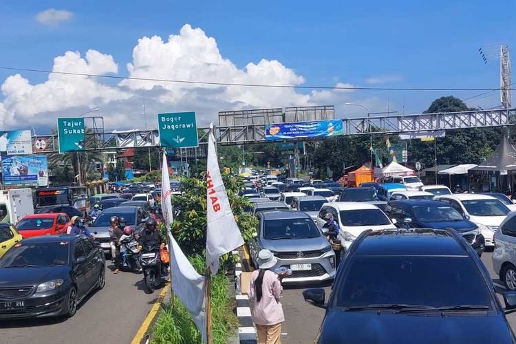 561.066 Kendaraan Keluar Jabotabek saat Libur Panjang Maulid Nabi