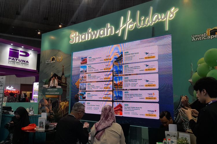 Sedikitnya 20 agen umrah dan haji hadir di Kompas Travel Fair 2024, menawarkan promo ibadah ke Tanah Suci dengan total perjalanan minimal sembilan hari.