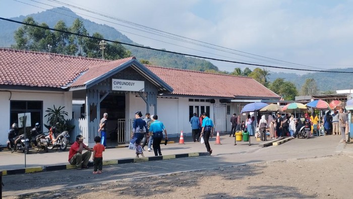Cipeundeuy, Stasiun Kecil yang Dirindukan Penumpang KA Jalur Selatan