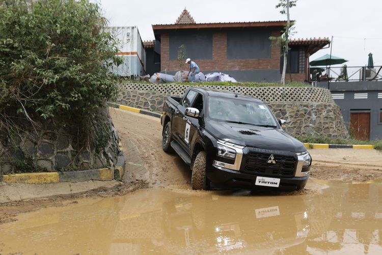 First Drive Mitsubishi All New Triton di Medan Off Road