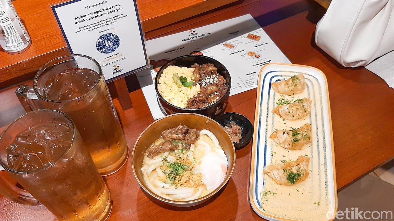 Futago: Ada Gyoza dan Creamy Miso Udon Enak, Konsep Kedai Kecil Seperti di Jepang, Harus Rela Antre, Menu yang Ditawarkan, Creamy Miso Udon, Brisket Don, Gyoza Cream