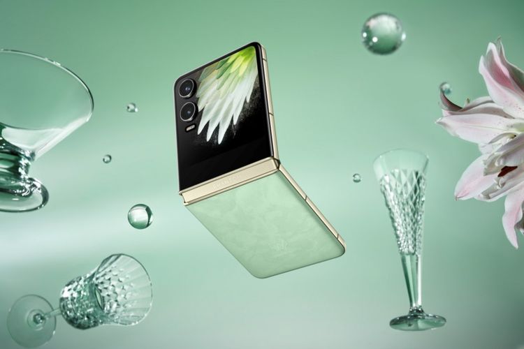 Tecno Phantom V Flip 2 resmi dengan cover screen baru, kamera 50 MP, RAM 8, serangkaian fitur AI baru. Ponsel ini hadir dengan opsi warna Travertine Green dan Moondust Grey., Spesifikasi Tecno Phantom V Fold 2, Spesifikasi Tecno Phantom V Flip 2, Harga Tecno Phantom V Fold-Flip 2, Hadir di Indonesia tahun ini?
