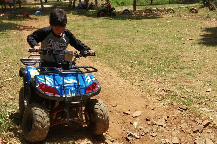 Ini Alasan Kenapa Kamu Wajib Coba ATV saat Liburan ke Bali, Kenapa harus mencoba ATV di Bali?, Pengalaman offroad di tengah kota, Keseruan menjelajahi Bali dengan ATV, Keamanan dan kenyamanan