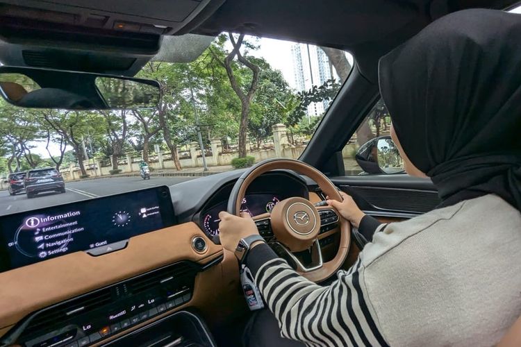 Jajal Singkat Mazda CX-60, SUV Termahal Mazda