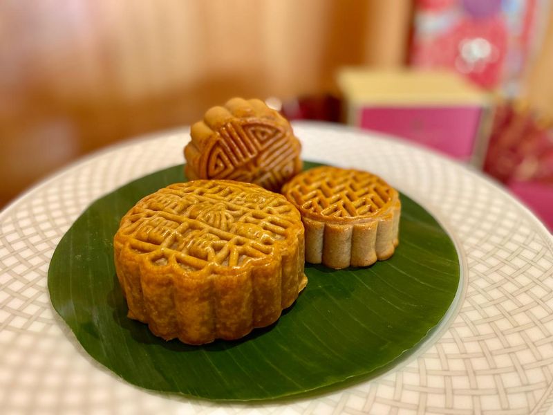 Kotak Kosong Bekas Mooncake Ini Harganya Rp 24,8 Juta