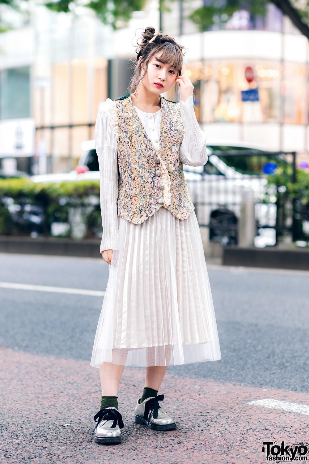 Lebih Manis, Ini Cara Memadu-padankan Motif Floral