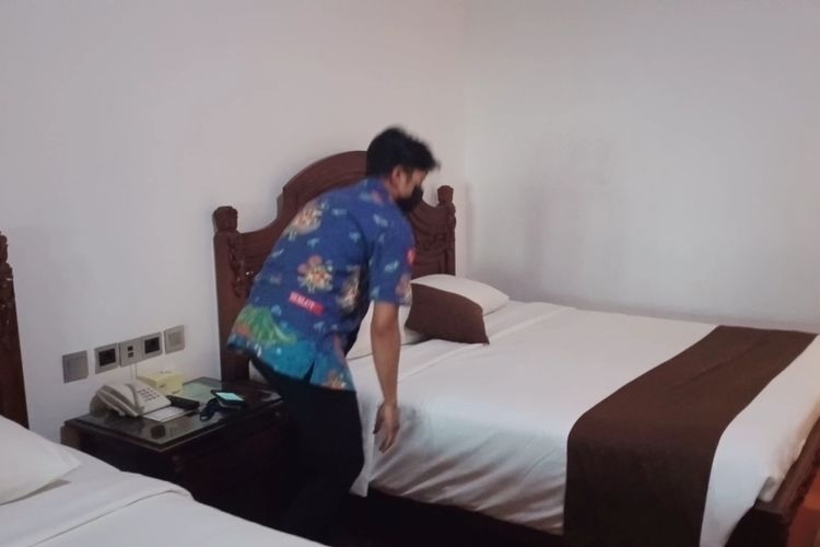 Kamar hotel di salah satu hotel Kota Batu, Jawa Timur. 