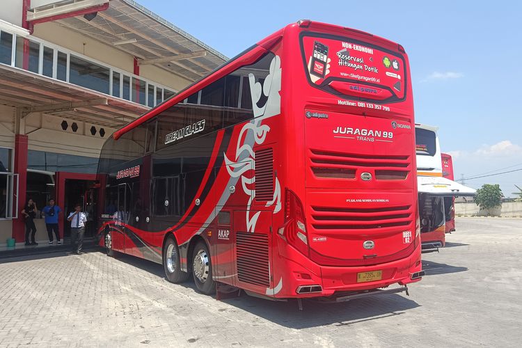 Bus PO Juragan 99 Trans Gundam