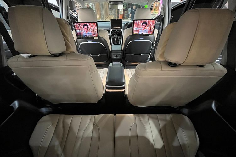 Modifikasi Kabin Toyota Innova Zenix Jadi Lebih Elegan