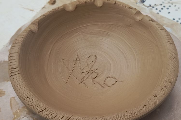 hasil membuat gerabah di pottery class museum seni rupa dan keramik pada Kamis (12/09/2024)