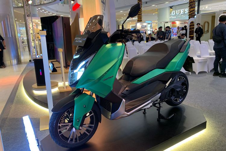 Spesifikasi Polytron Fox 500, Ada Cruise Control, Jarak Tempuh Tembus 130 Km