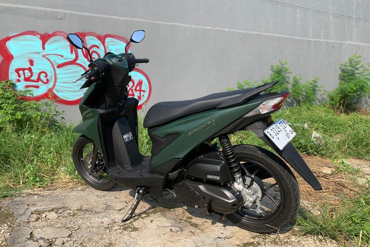 Tampilan Honda Beat Deluxe, Masih Ramping dan Ringkas