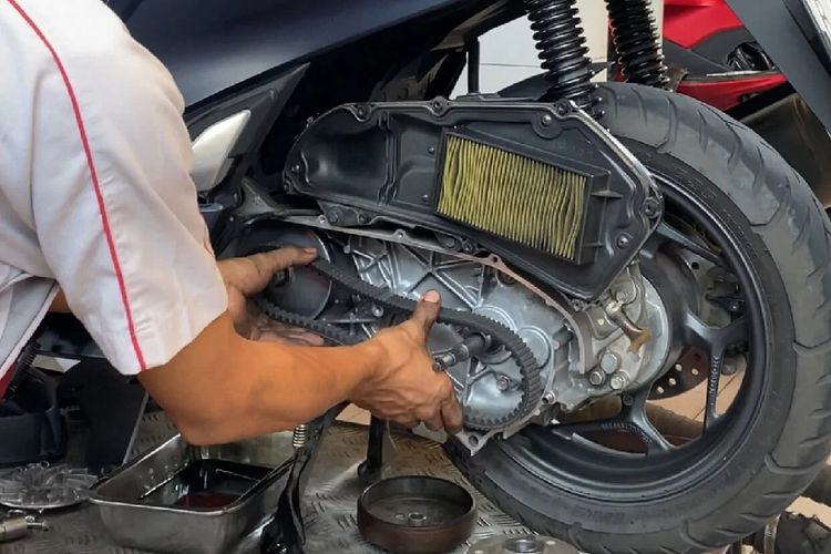 Tanda-tanda CVT Motor Minta Segera Diservis