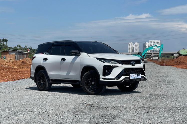 Ubah Tampilan Fortuner Lawas Menjadi New Fortuner, Modal Rp 35 Juta