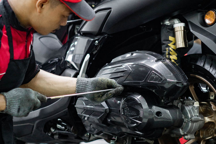 Viral Video CVT Motor Dibersihkan Pakai Air Sabun, Apakah Bahaya?