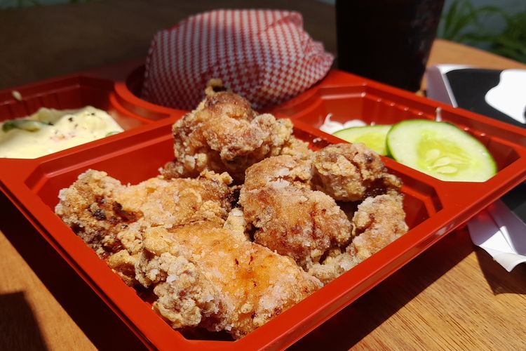 Warung chicken karaage ternama di Jepang, Karaage Kei, buka di Indonesia per September 2024.